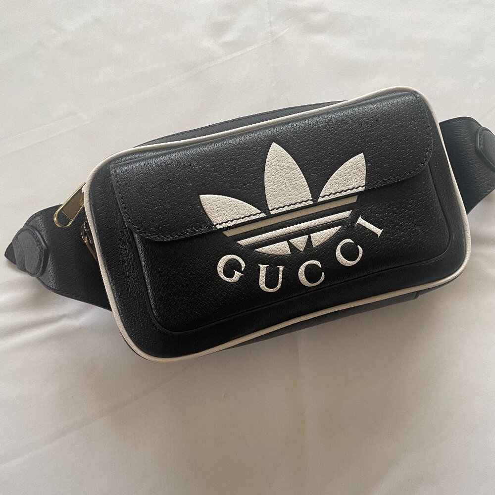NWT Gucci x Adidas Leather Trefoil Belt Bag 722141 Leather black size 80